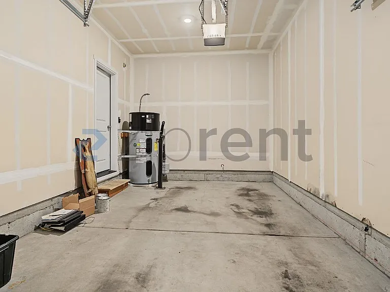 1900 NE 117th Ct — Photo 8
