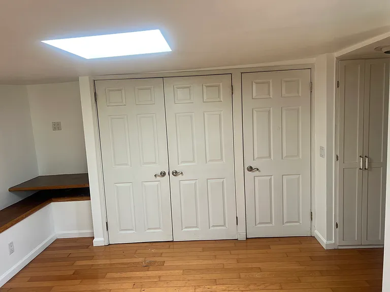 746 Ashland Ave — Photo 15