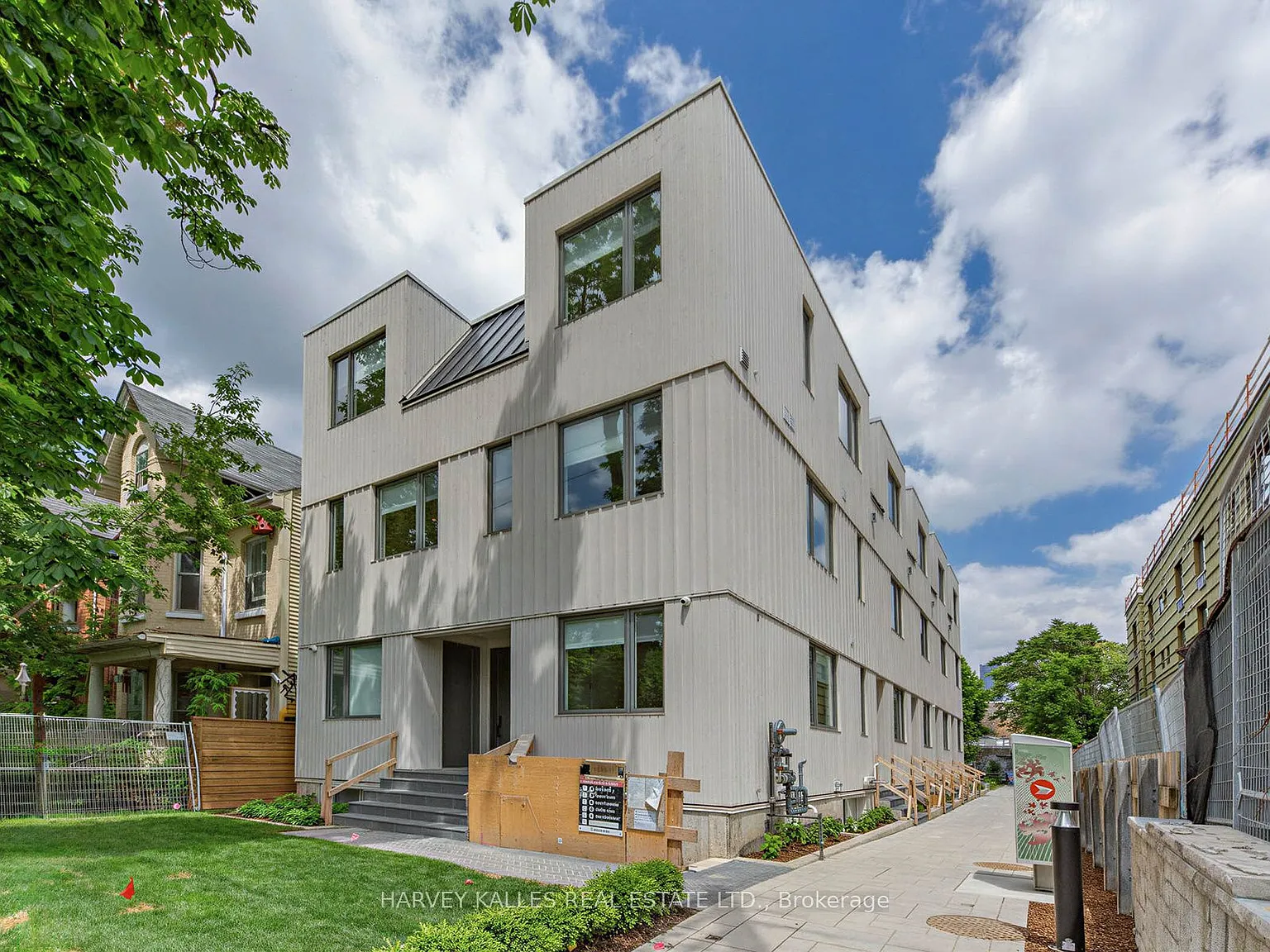 2 bed, $3,400 — Photo 1