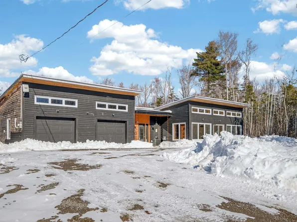 308 Campbell Rd, Cape Breton, NS B2A 4L5