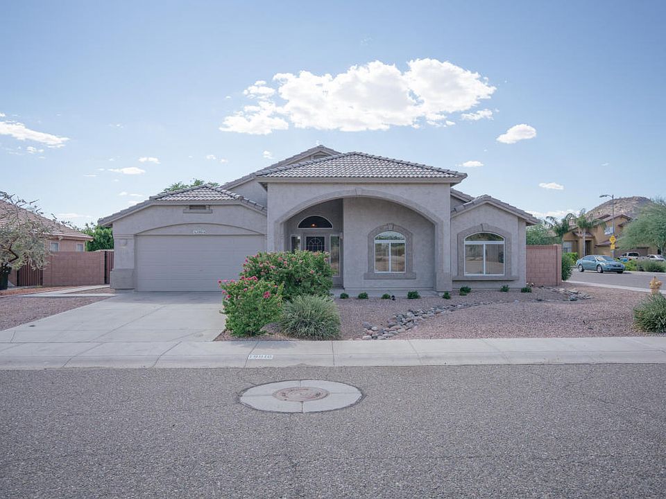 1st image of 19916 N 41st Ln