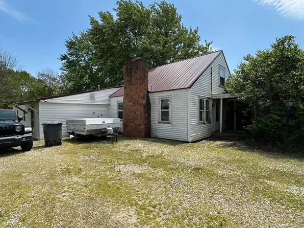 812 S Pittenger Rd, Selma, IN 47383