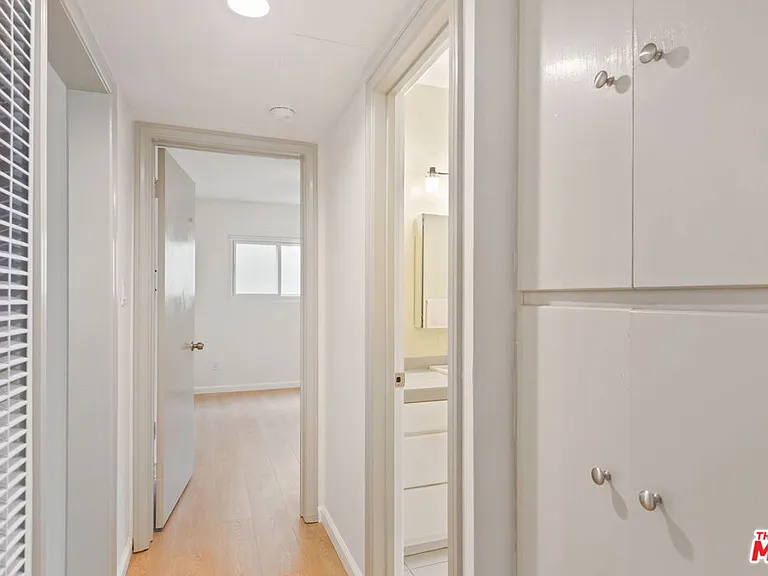 8335 W Manchester Ave #B — Photo 15