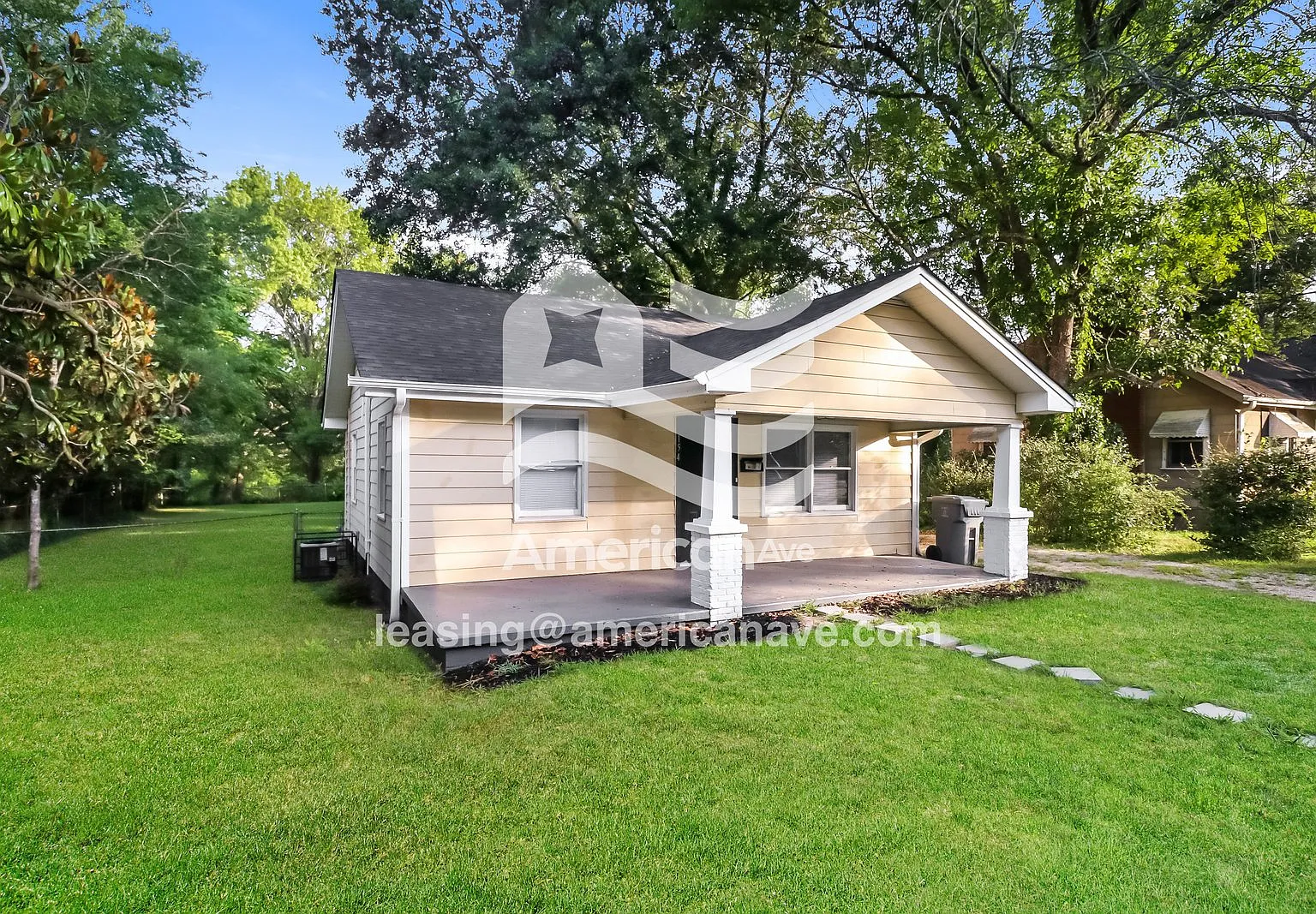 3 bed, 1.0 bath, 1286 sqft, $1,520 — Photo 3