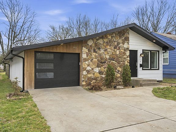 2nd image of 910 S Nettleton Avenue