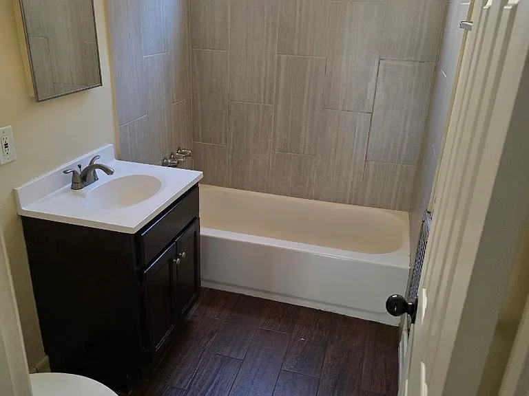 925 Enterprise — Photo 28