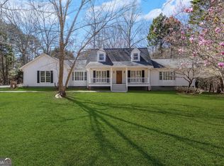 10 Valley North Dr, Newnan, GA 30263