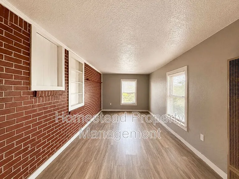 205 N Key Blvd — Photo 18