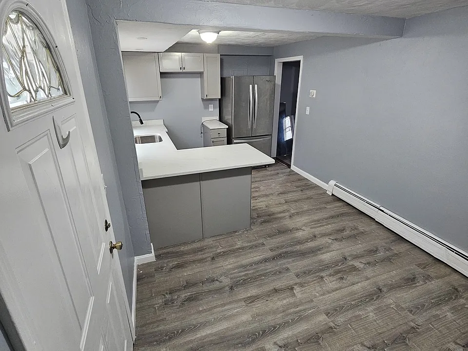 88 Vine St #1