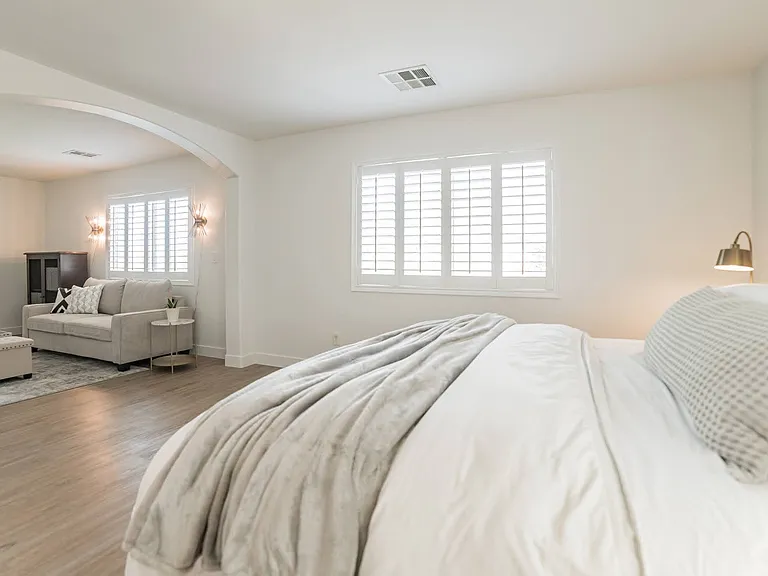 10470 Sky Gate St — Photo 15