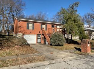1818 Rita Dr, New Albany, IN 47150