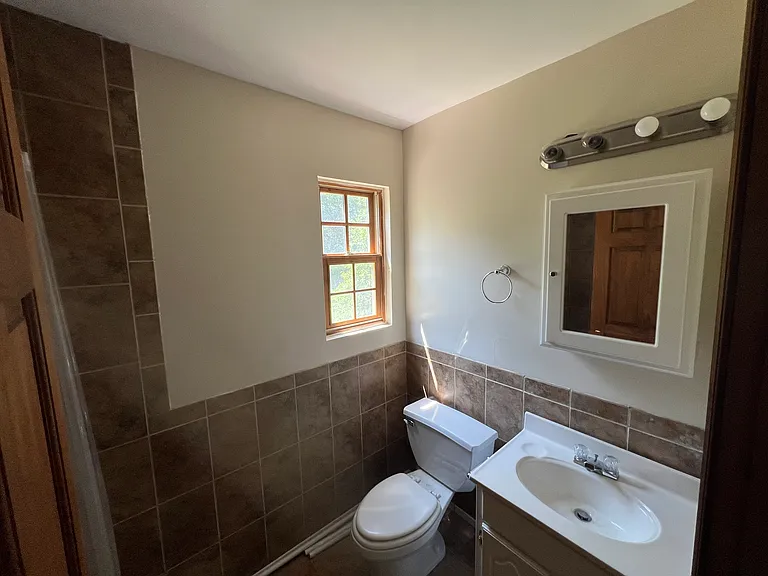 321 Quarry Rd — Photo 15