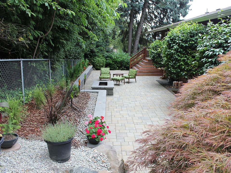 2nd image of 3210 SW Seymour Ct