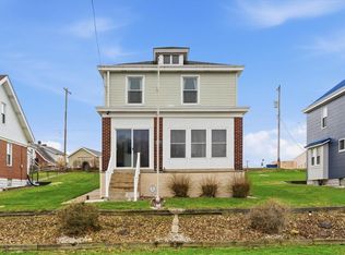 2375 E Beckert Ave, Pittsburgh, PA 15212