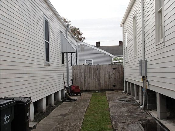 3rd image of 1434 Cambronne St