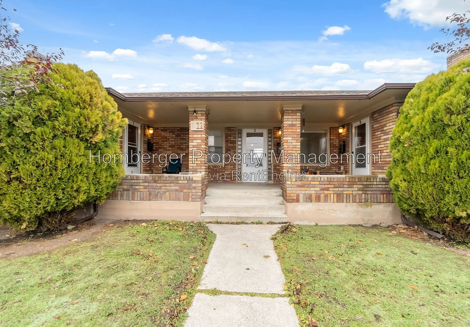 4 bed, 2.0 bath, 1573 sqft, $1,595 — Photo 1