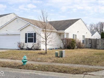 6747 Waverhill Dr, Indianapolis, IN, 46217