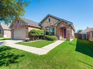 1229 Amazon Dr, Justin, TX 76247