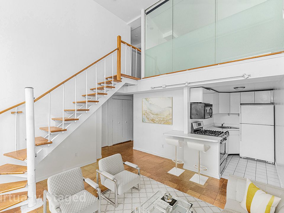 1st image of 259 Elizabeth St APT 4D
