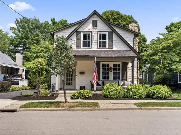 216 N Granger St, Granville, OH 43023