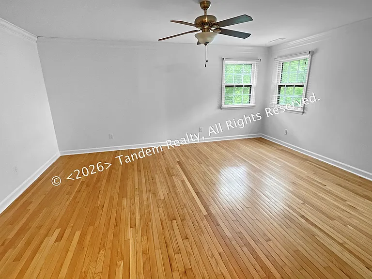 309 Oakcrest Cir (12)_04282026