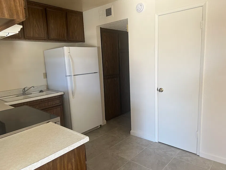 645 E Ridgecrest Blvd #A
