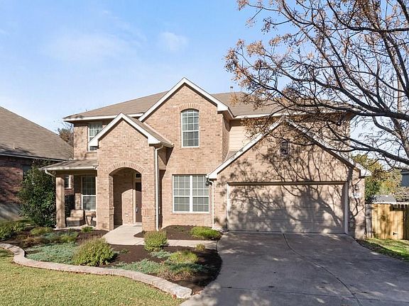3rd image of 1415 Encino Dr
