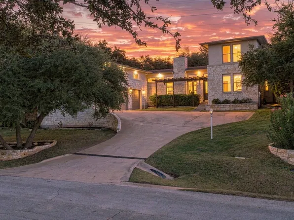 220 Clubhouse Dr, Lakeway, TX 78734