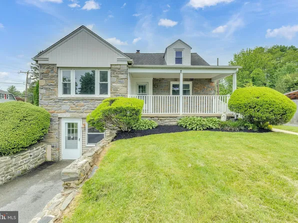 2 Fairhill Rd, Morton, PA 19070