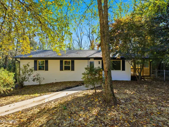 2416 Alberta Dr, Knoxville, TN 37920