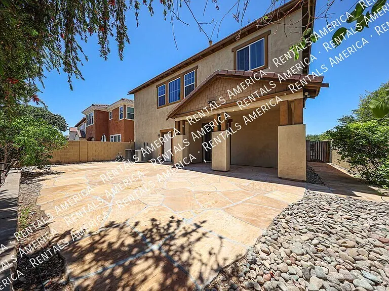 1081 N Mason Dr — Photo 38