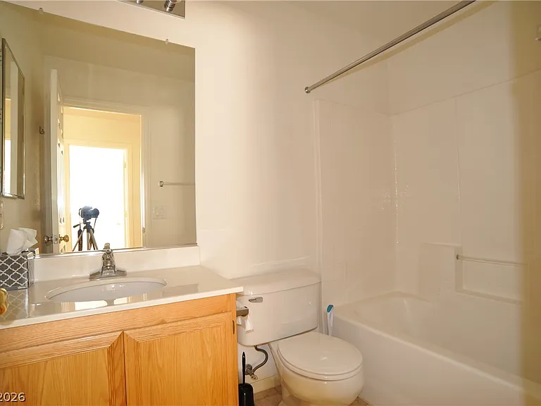 8228 Corset Creek St — Photo 10