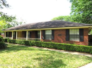 1844 Grassington Way N, Jacksonville, FL 32223