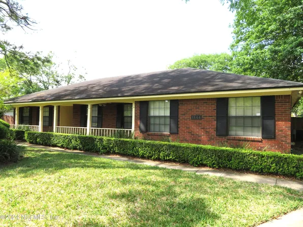 1844 GRASSINGTON Way N, Jacksonville, FL 32223