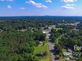 7121 Jordan Rd, Ramseur, NC 27316