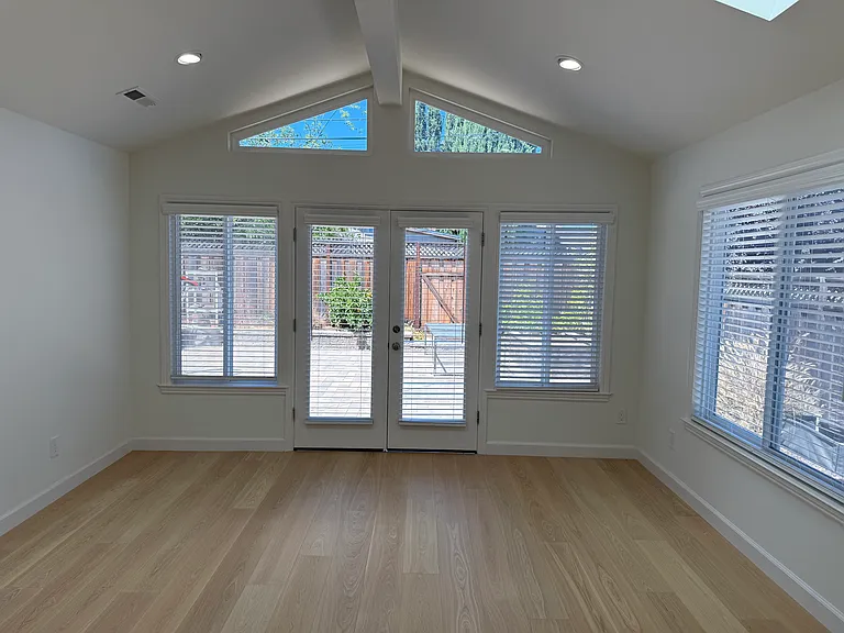 7603 Hollanderry Pl — Photo 17