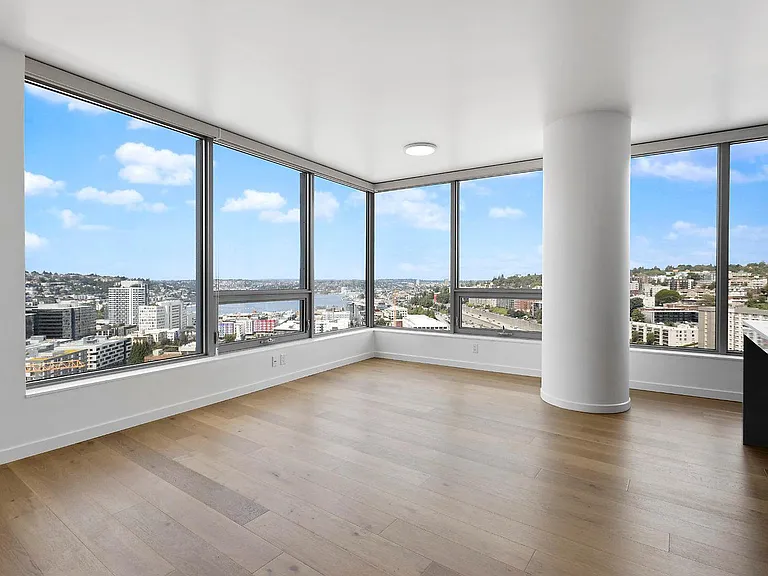 1808 Minor Ave #2208 — Photo 2
