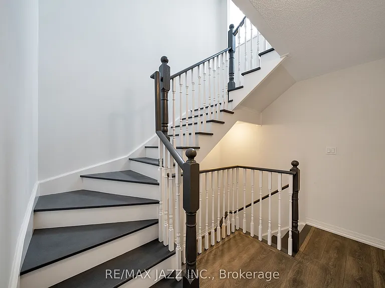 16 Klein Way — Photo 12