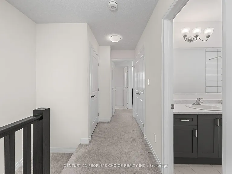 9 Queensbrook Cres — Photo 18