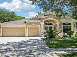 1901 Heartland Cir, Valrico, FL 33594