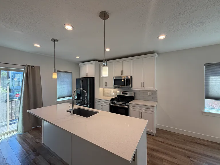 38 W Beebe Ln — Photo 3