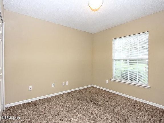 bedroom_700