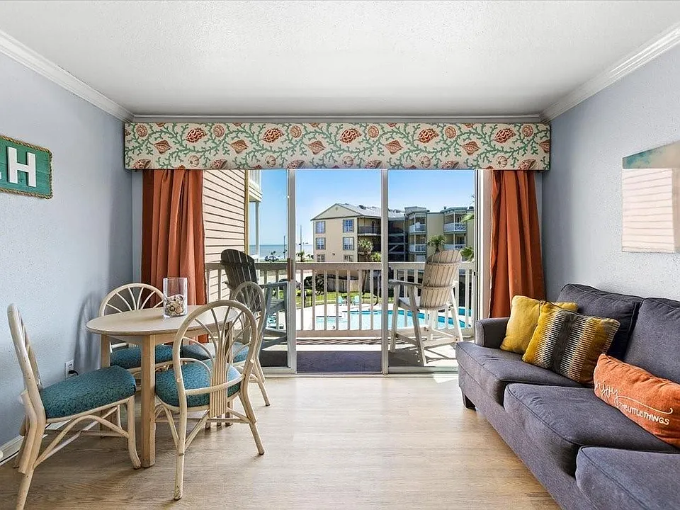 6300 Seawall Blvd #6208
