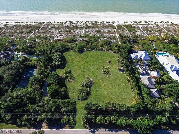 4th image of W Gulf Dr