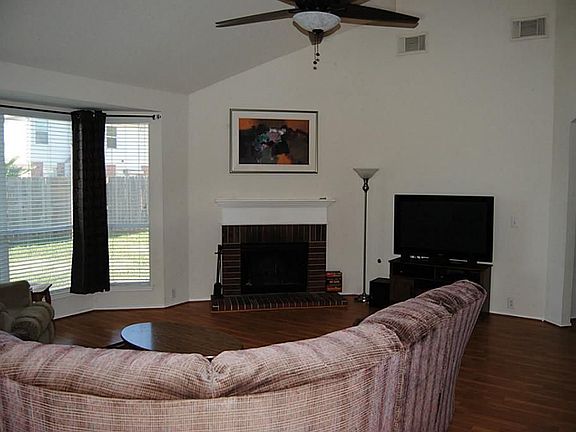 3rd image of 18603 Atascocita Forest Dr