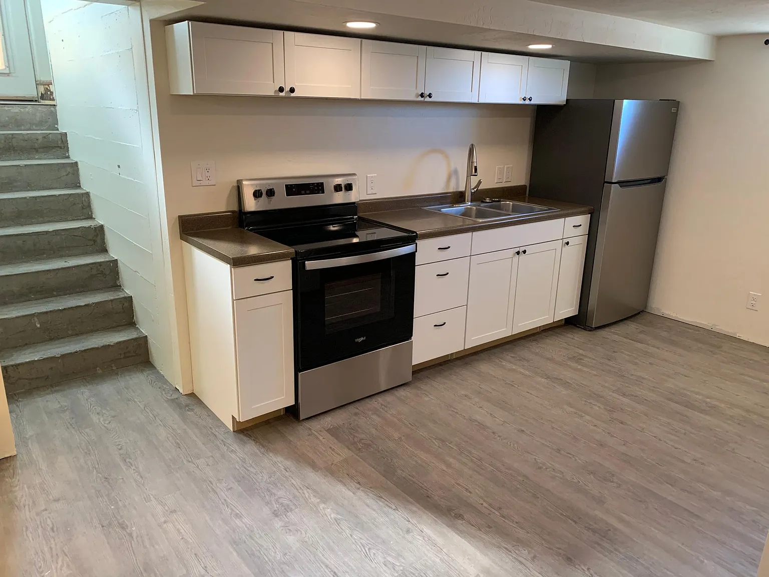 2 bed, 750 sqft, $1,500 — Photo 3