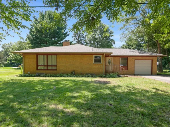 19637 Paxson Dr N, South Bend, IN 46637