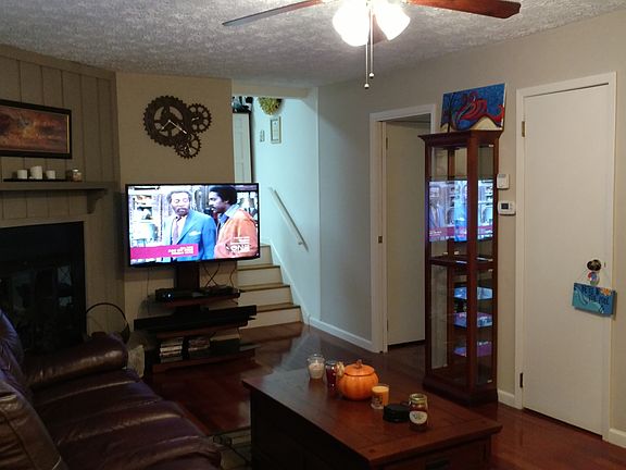 3rd image of 1590 Wintu Cir