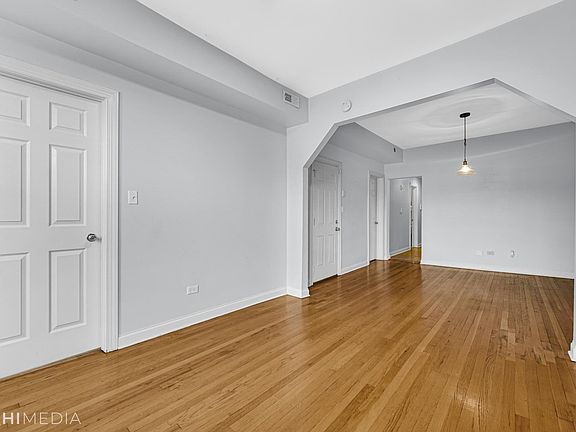 3rd image of 6237 S Langley Ave #2