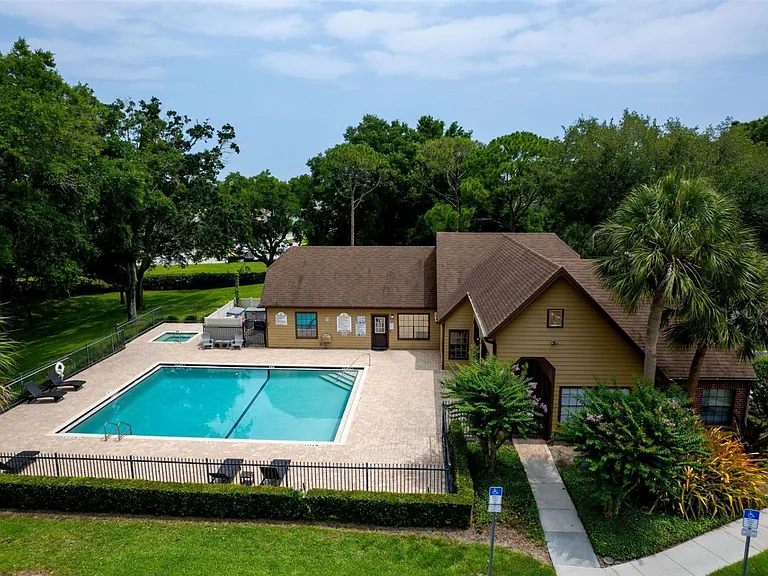 420 Forestway Cir #201 — Photo 21